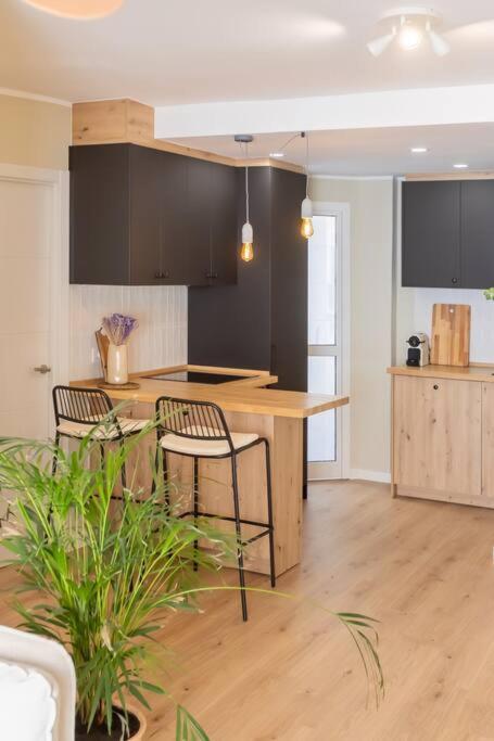 Downtown Flat With 46 Sqm Private Rooftop Terrace Málaga Buitenkant foto