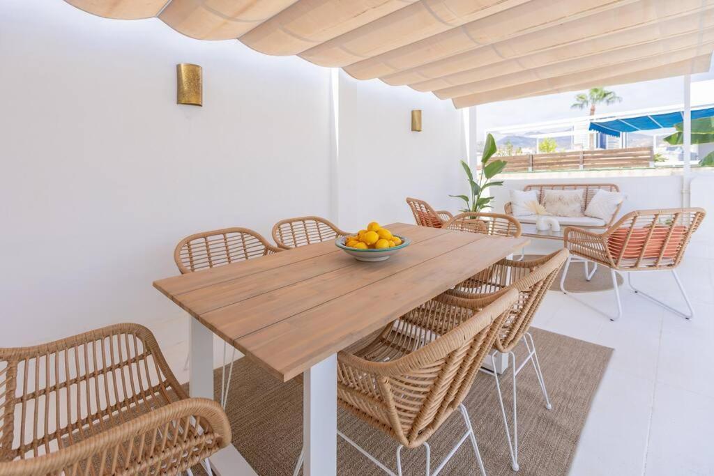 Downtown Flat With 46 Sqm Private Rooftop Terrace Málaga Buitenkant foto