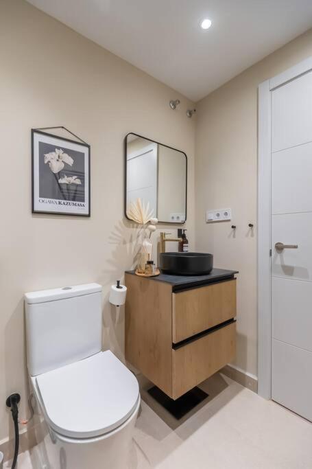 Downtown Flat With 46 Sqm Private Rooftop Terrace Málaga Buitenkant foto
